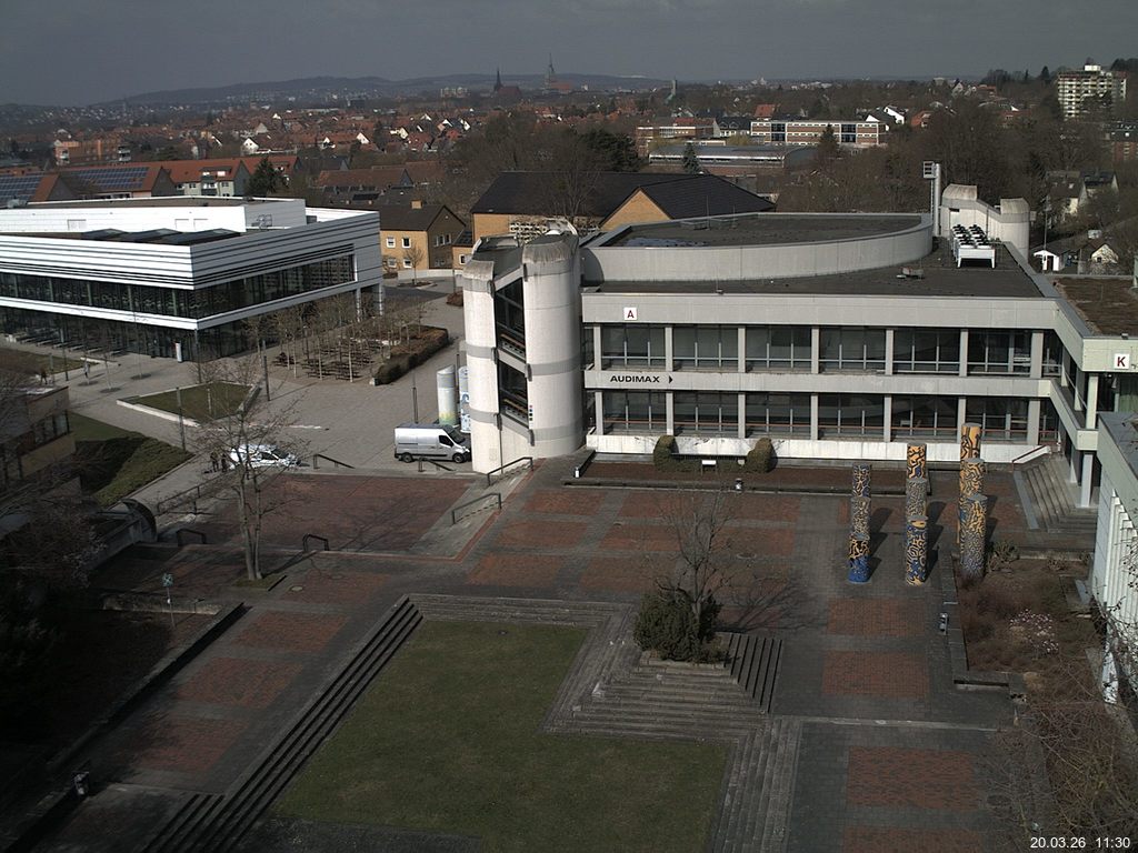 Foto der Webcam: Verwaltungsgeb&auml;ude, Innenhof mit Audimax, H&ouml;rsaal-Geb&auml;ude 1