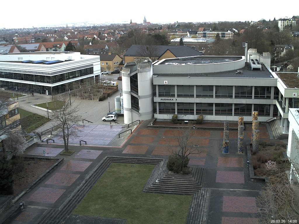 Foto der Webcam: Verwaltungsgeb&auml;ude, Innenhof mit Audimax, H&ouml;rsaal-Geb&auml;ude 1