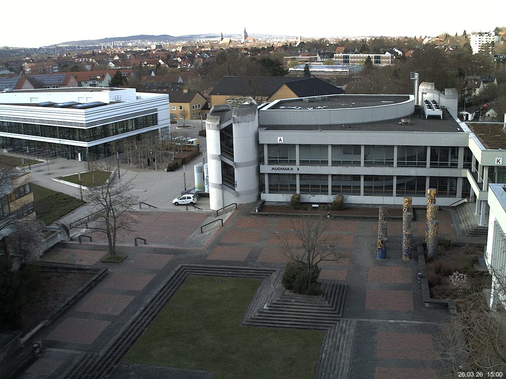 Foto der Webcam: Verwaltungsgeb&auml;ude, Innenhof mit Audimax, H&ouml;rsaal-Geb&auml;ude 1