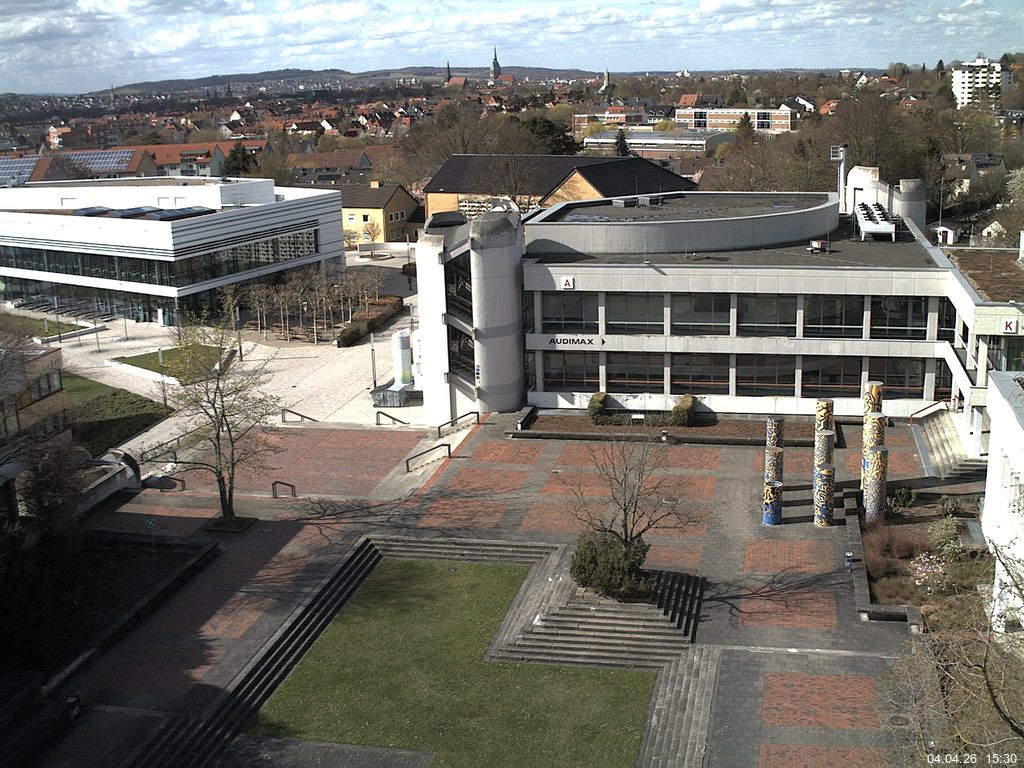 Foto der Webcam: Verwaltungsgeb&auml;ude, Innenhof mit Audimax, H&ouml;rsaal-Geb&auml;ude 1