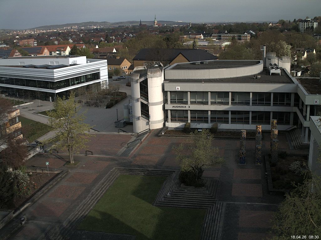 Foto der Webcam: Verwaltungsgeb&auml;ude, Innenhof mit Audimax, H&ouml;rsaal-Geb&auml;ude 1