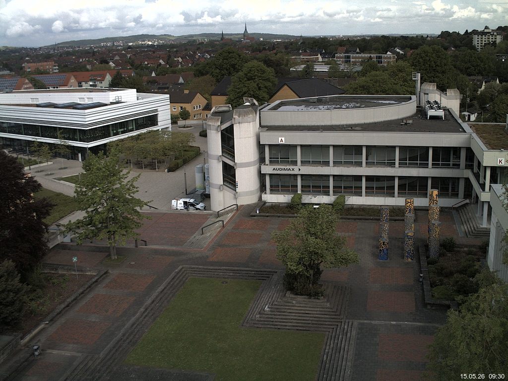 Foto der Webcam: Verwaltungsgeb&auml;ude, Innenhof mit Audimax, H&ouml;rsaal-Geb&auml;ude 1