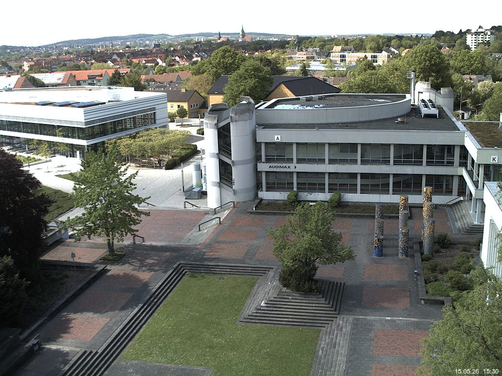 Foto der Webcam: Verwaltungsgeb&auml;ude, Innenhof mit Audimax, H&ouml;rsaal-Geb&auml;ude 1