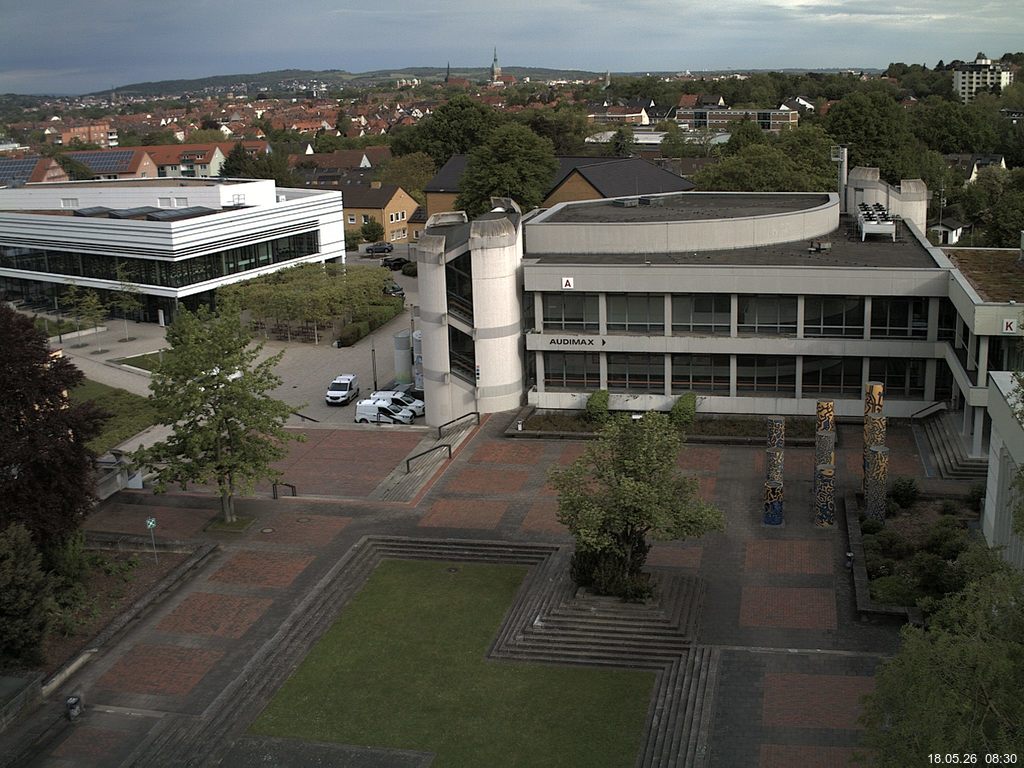 Foto der Webcam: Verwaltungsgeb&auml;ude, Innenhof mit Audimax, H&ouml;rsaal-Geb&auml;ude 1