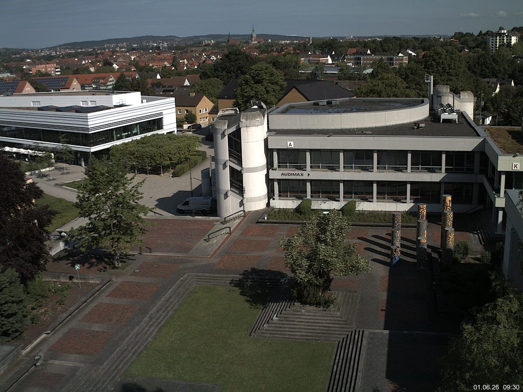 Foto der Webcam: Verwaltungsgeb&auml;ude, Innenhof mit Audimax, H&ouml;rsaal-Geb&auml;ude 1