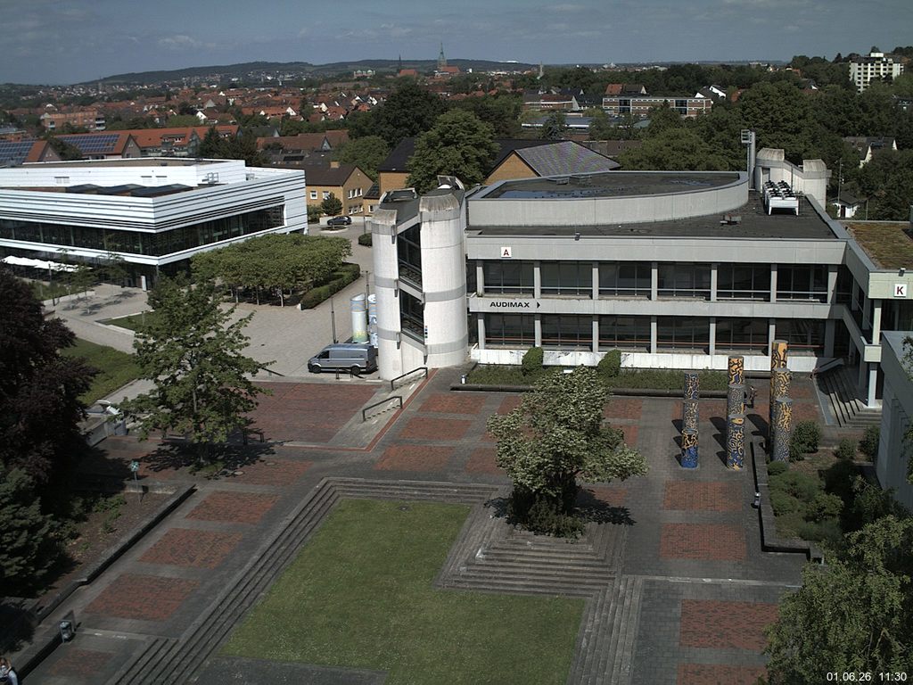 Foto der Webcam: Verwaltungsgeb&auml;ude, Innenhof mit Audimax, H&ouml;rsaal-Geb&auml;ude 1