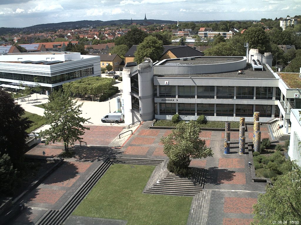 Foto der Webcam: Verwaltungsgeb&auml;ude, Innenhof mit Audimax, H&ouml;rsaal-Geb&auml;ude 1