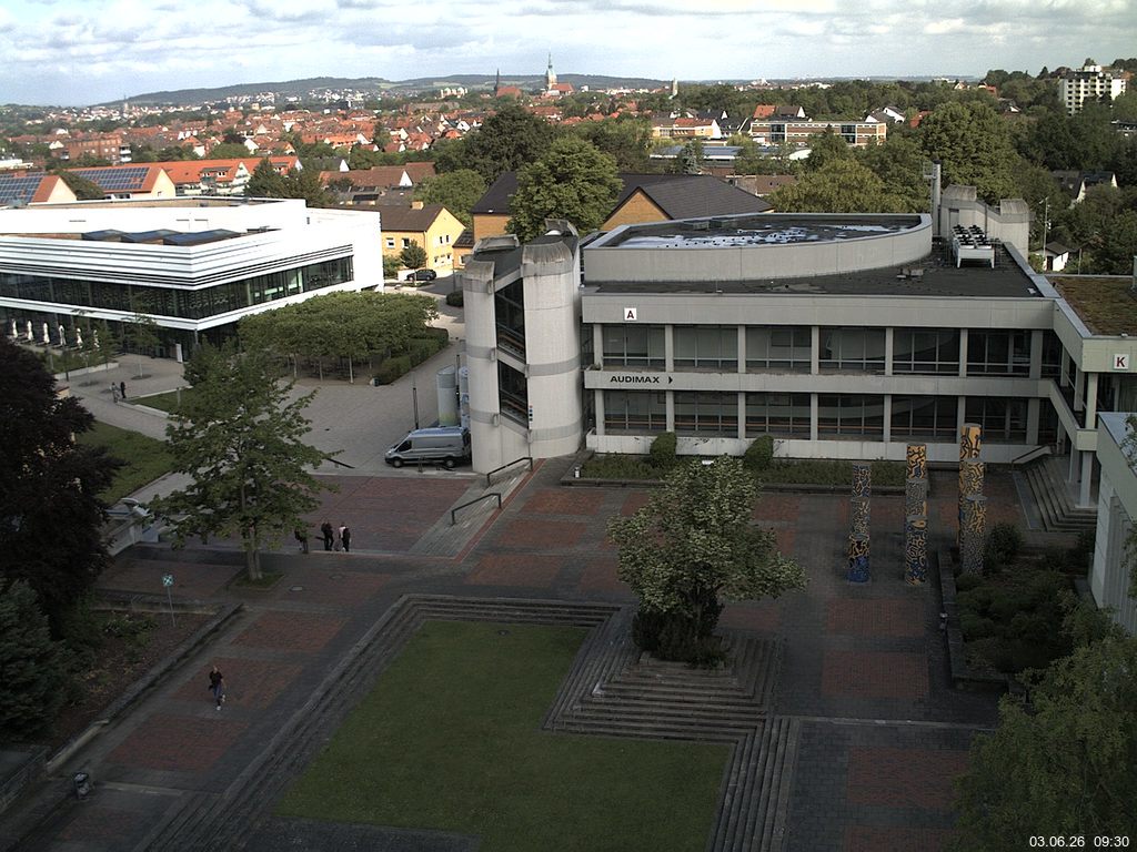 Foto der Webcam: Verwaltungsgeb&auml;ude, Innenhof mit Audimax, H&ouml;rsaal-Geb&auml;ude 1