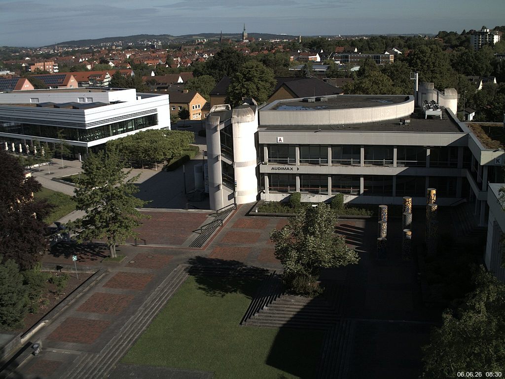 Foto der Webcam: Verwaltungsgeb&auml;ude, Innenhof mit Audimax, H&ouml;rsaal-Geb&auml;ude 1