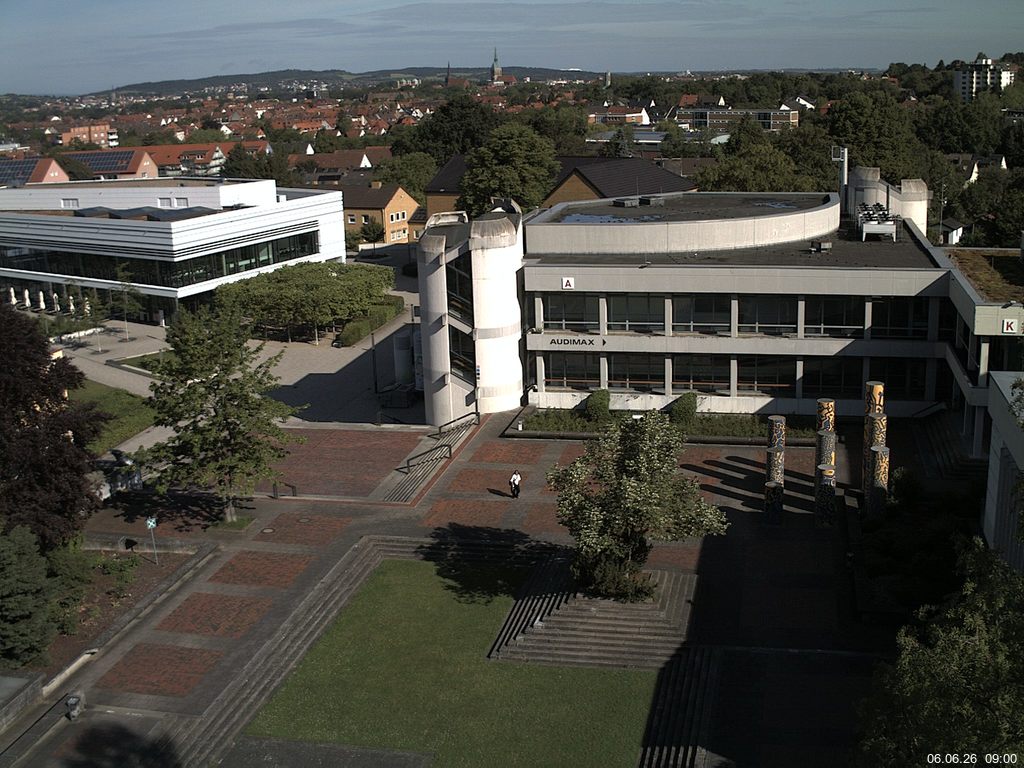 Foto der Webcam: Verwaltungsgeb&auml;ude, Innenhof mit Audimax, H&ouml;rsaal-Geb&auml;ude 1