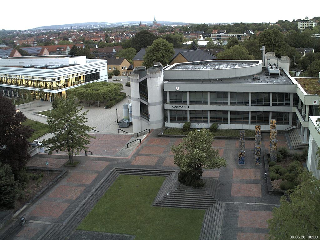 Foto der Webcam: Verwaltungsgeb&auml;ude, Innenhof mit Audimax, H&ouml;rsaal-Geb&auml;ude 1