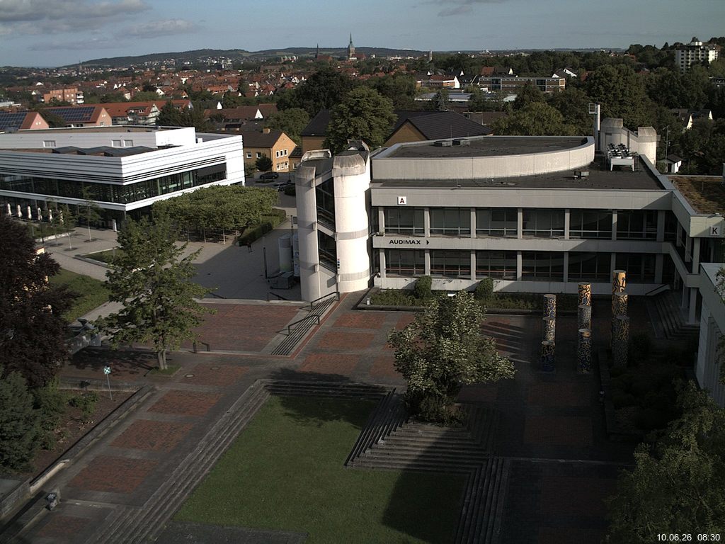 Foto der Webcam: Verwaltungsgeb&auml;ude, Innenhof mit Audimax, H&ouml;rsaal-Geb&auml;ude 1