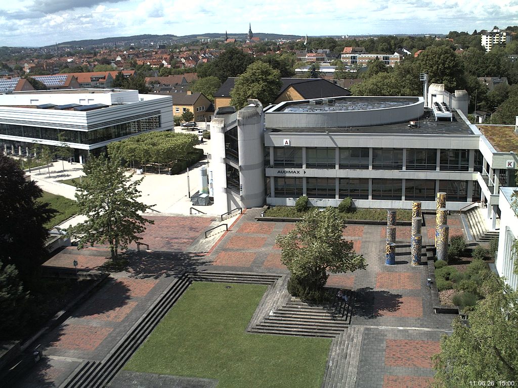 Foto der Webcam: Verwaltungsgeb&auml;ude, Innenhof mit Audimax, H&ouml;rsaal-Geb&auml;ude 1