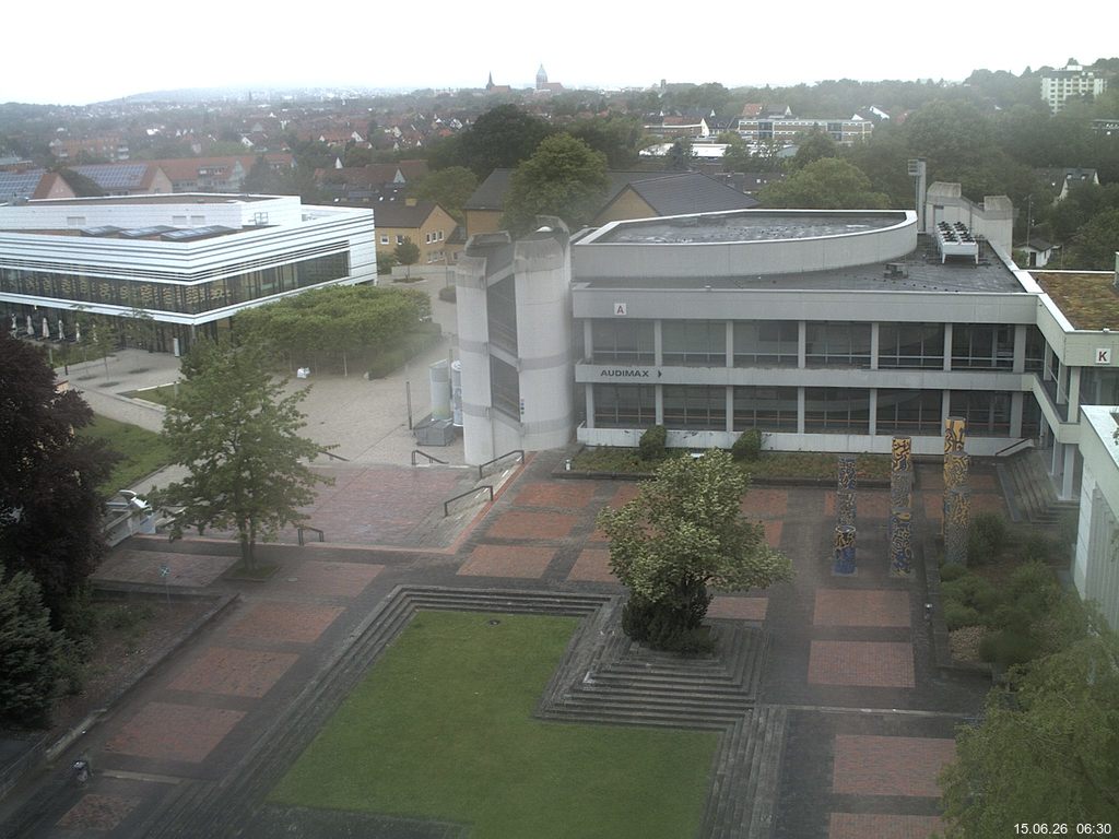 Foto der Webcam: Verwaltungsgeb&auml;ude, Innenhof mit Audimax, H&ouml;rsaal-Geb&auml;ude 1