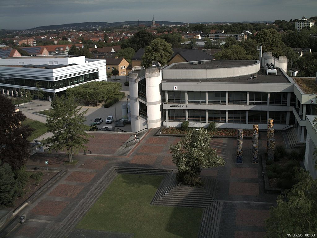 Foto der Webcam: Verwaltungsgeb&auml;ude, Innenhof mit Audimax, H&ouml;rsaal-Geb&auml;ude 1