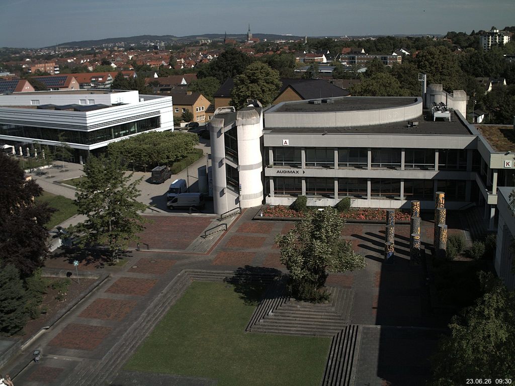 Foto der Webcam: Verwaltungsgeb&auml;ude, Innenhof mit Audimax, H&ouml;rsaal-Geb&auml;ude 1