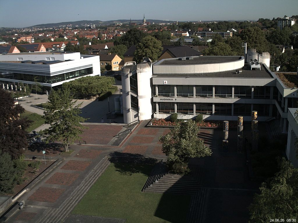 Foto der Webcam: Verwaltungsgeb&auml;ude, Innenhof mit Audimax, H&ouml;rsaal-Geb&auml;ude 1
