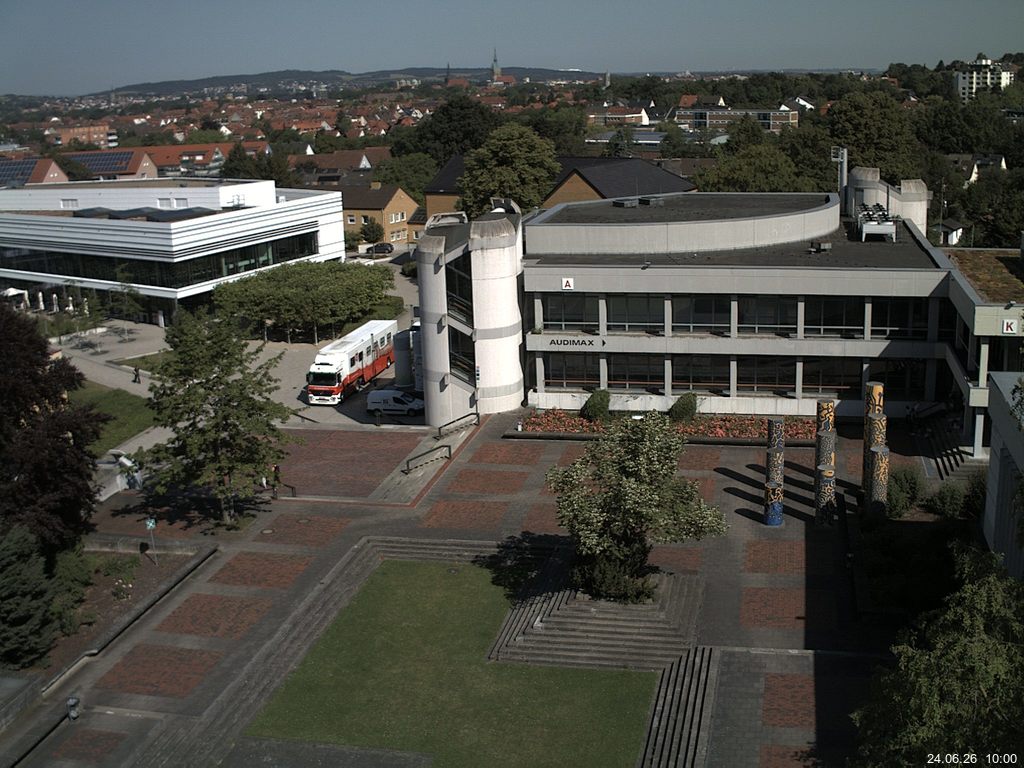 Foto der Webcam: Verwaltungsgeb&auml;ude, Innenhof mit Audimax, H&ouml;rsaal-Geb&auml;ude 1
