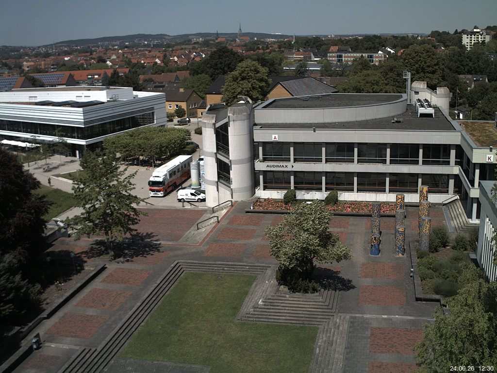 Foto der Webcam: Verwaltungsgeb&auml;ude, Innenhof mit Audimax, H&ouml;rsaal-Geb&auml;ude 1