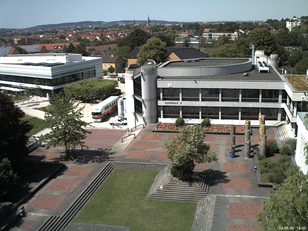 Foto der Webcam: Verwaltungsgeb&auml;ude, Innenhof mit Audimax, H&ouml;rsaal-Geb&auml;ude 1