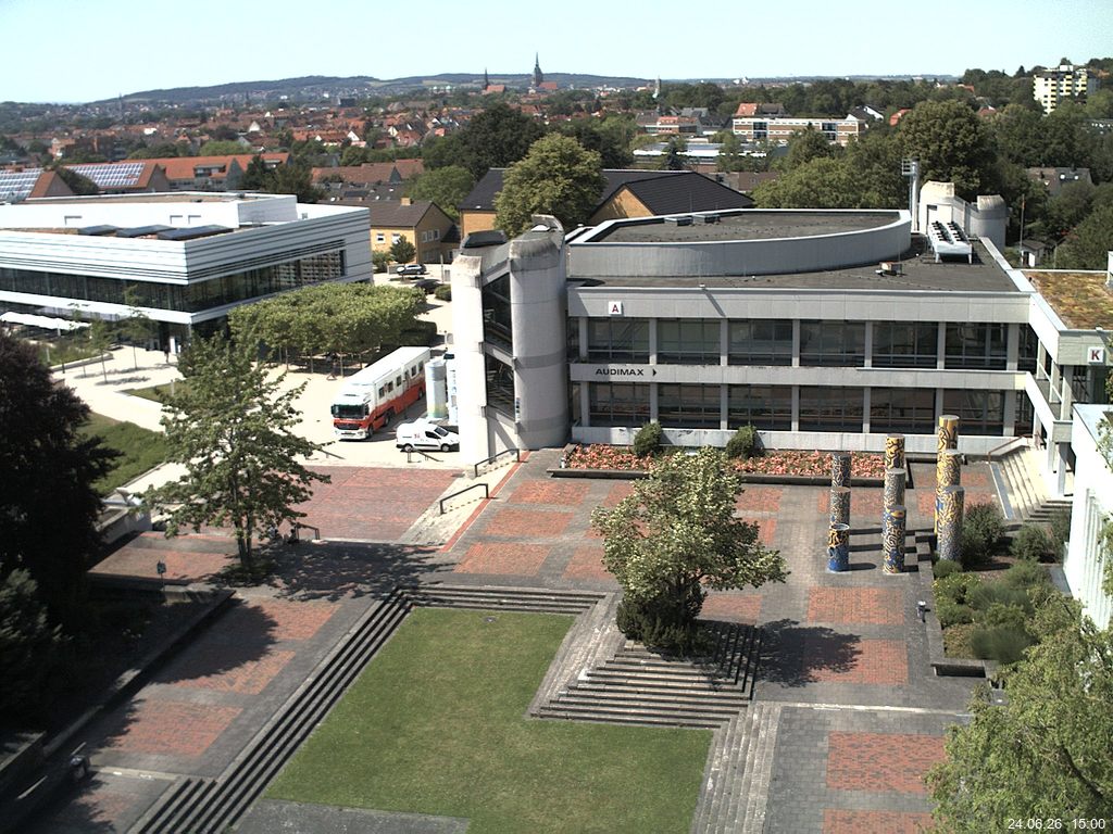 Foto der Webcam: Verwaltungsgeb&auml;ude, Innenhof mit Audimax, H&ouml;rsaal-Geb&auml;ude 1