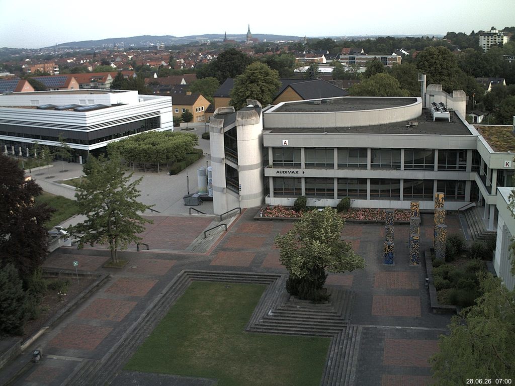 Foto der Webcam: Verwaltungsgeb&auml;ude, Innenhof mit Audimax, H&ouml;rsaal-Geb&auml;ude 1