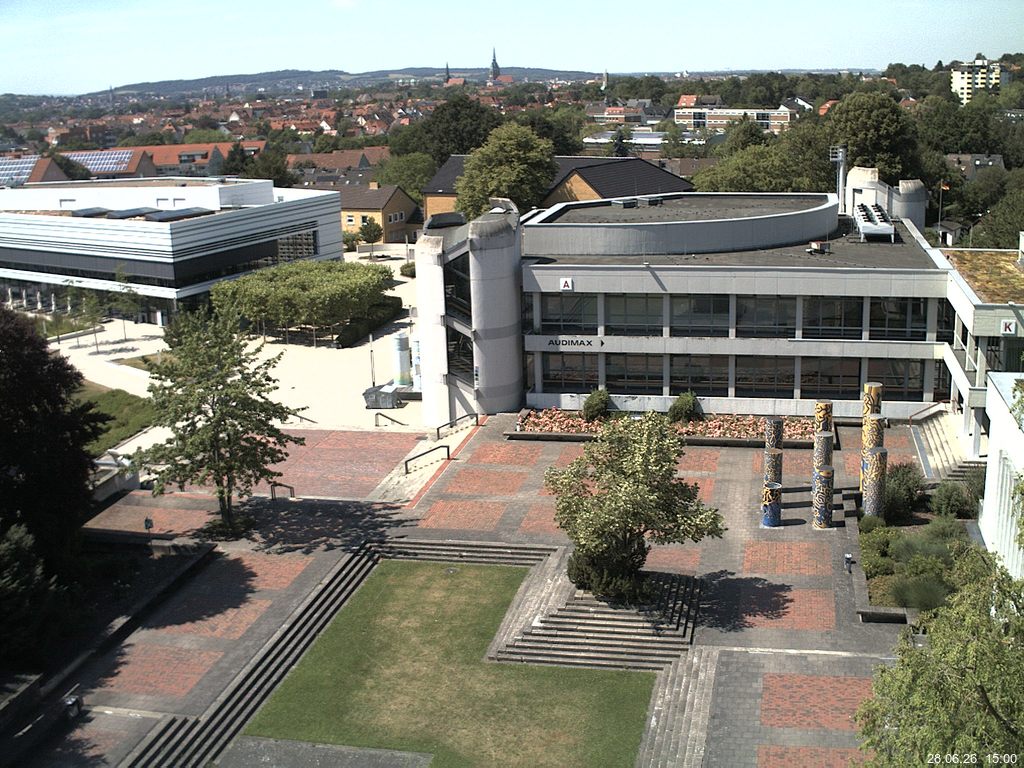 Foto der Webcam: Verwaltungsgeb&auml;ude, Innenhof mit Audimax, H&ouml;rsaal-Geb&auml;ude 1