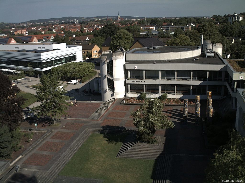Foto der Webcam: Verwaltungsgeb&auml;ude, Innenhof mit Audimax, H&ouml;rsaal-Geb&auml;ude 1