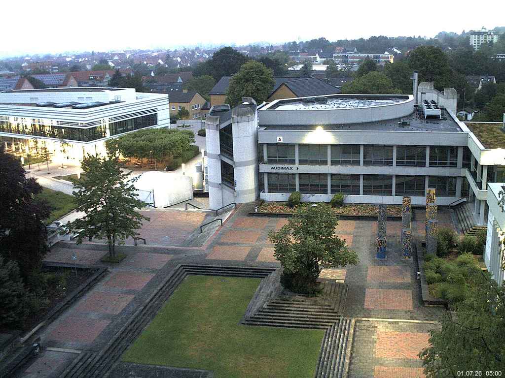 Foto der Webcam: Verwaltungsgeb&auml;ude, Innenhof mit Audimax, H&ouml;rsaal-Geb&auml;ude 1