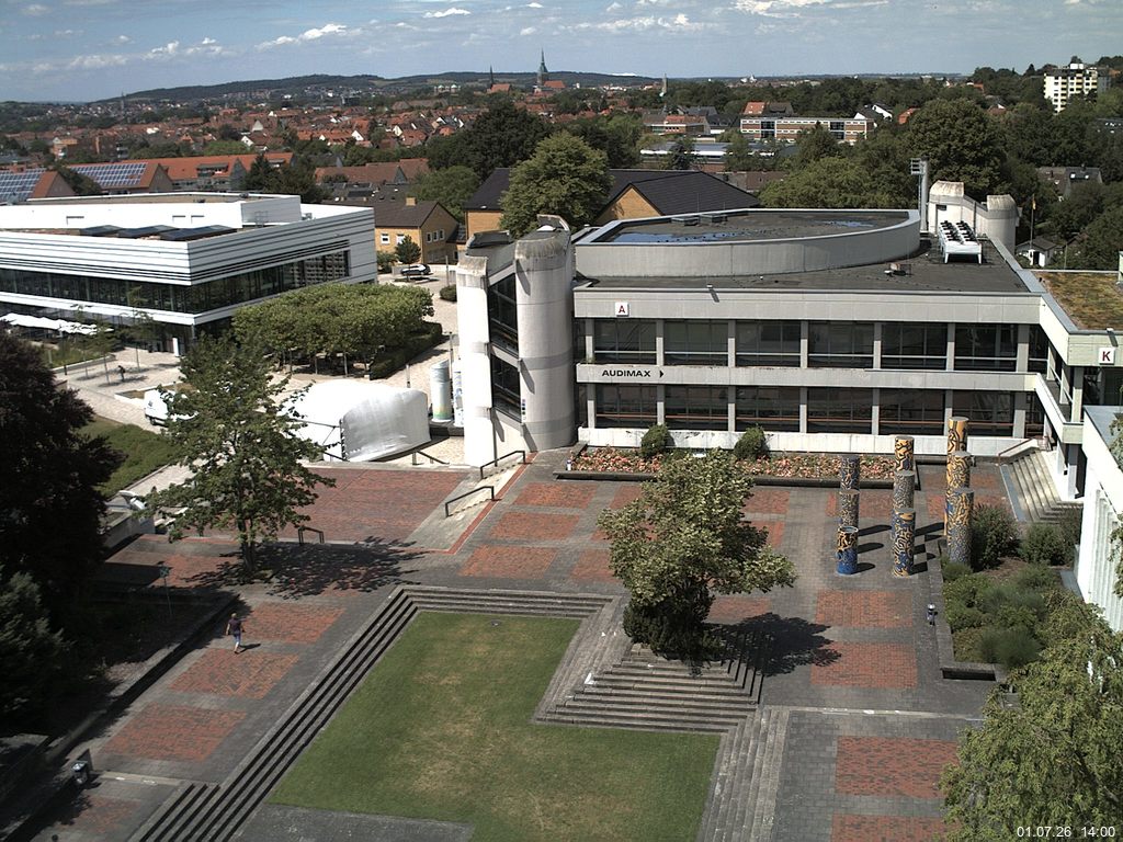 Foto der Webcam: Verwaltungsgeb&auml;ude, Innenhof mit Audimax, H&ouml;rsaal-Geb&auml;ude 1
