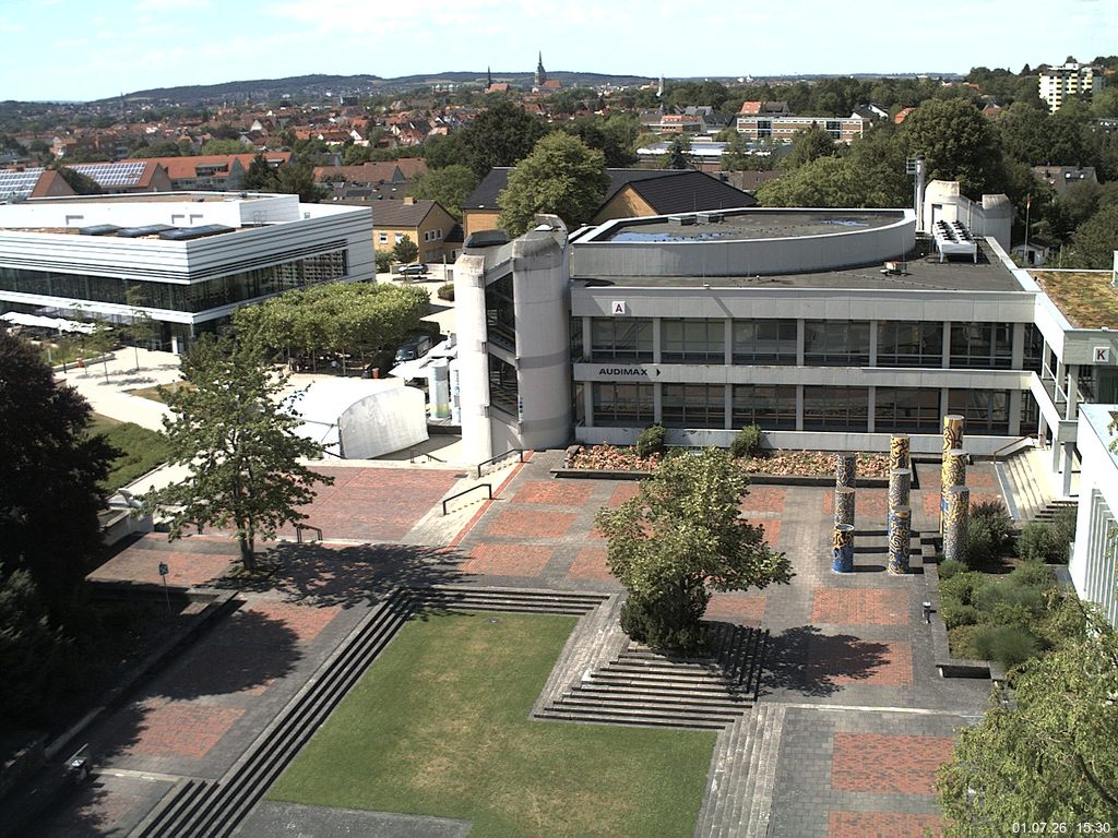 Foto der Webcam: Verwaltungsgeb&auml;ude, Innenhof mit Audimax, H&ouml;rsaal-Geb&auml;ude 1