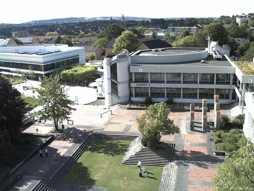 Foto der Webcam: Verwaltungsgeb&auml;ude, Innenhof mit Audimax, H&ouml;rsaal-Geb&auml;ude 1