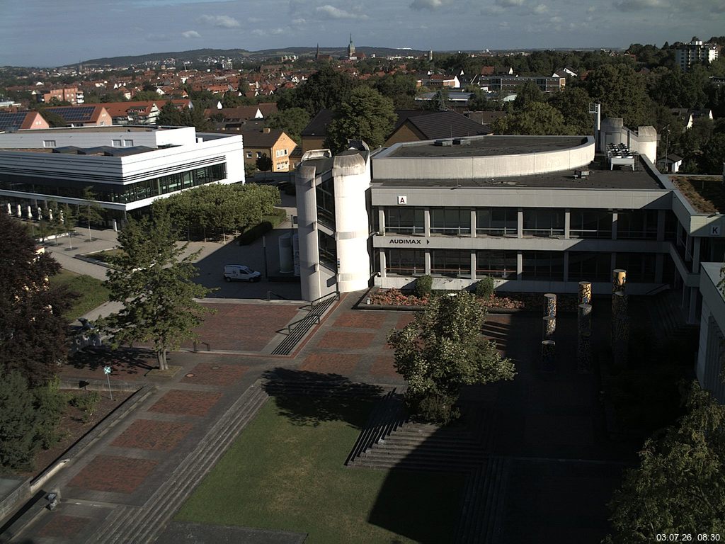 Foto der Webcam: Verwaltungsgeb&auml;ude, Innenhof mit Audimax, H&ouml;rsaal-Geb&auml;ude 1