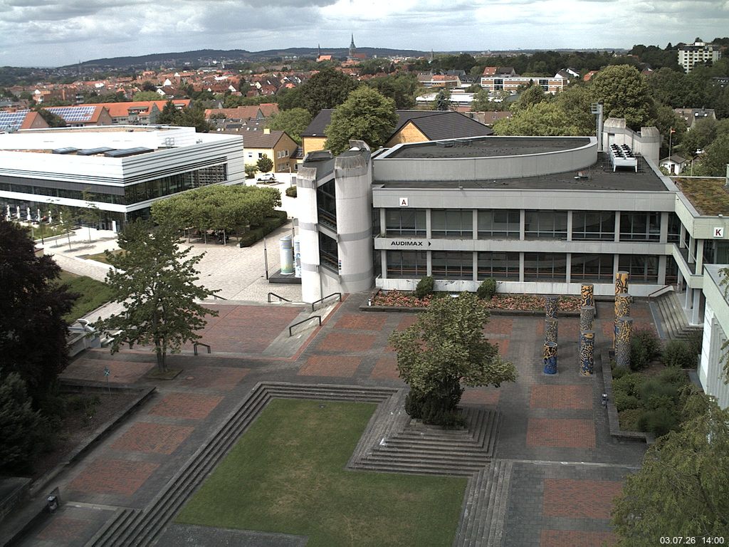 Foto der Webcam: Verwaltungsgeb&auml;ude, Innenhof mit Audimax, H&ouml;rsaal-Geb&auml;ude 1