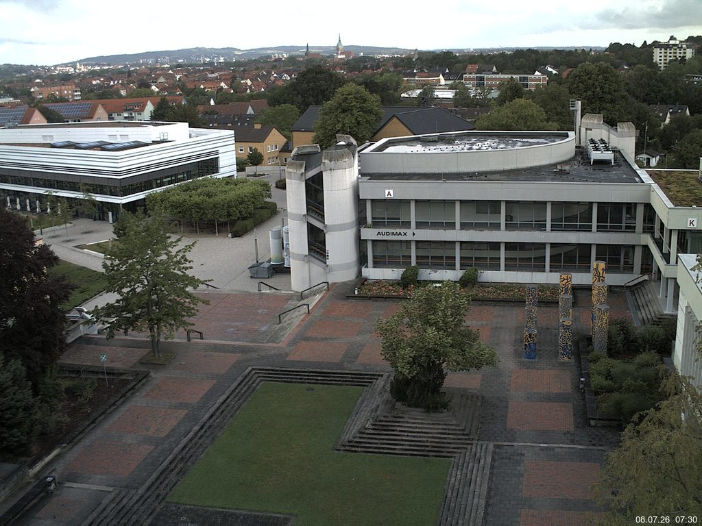 Foto der Webcam: Verwaltungsgeb&auml;ude, Innenhof mit Audimax, H&ouml;rsaal-Geb&auml;ude 1