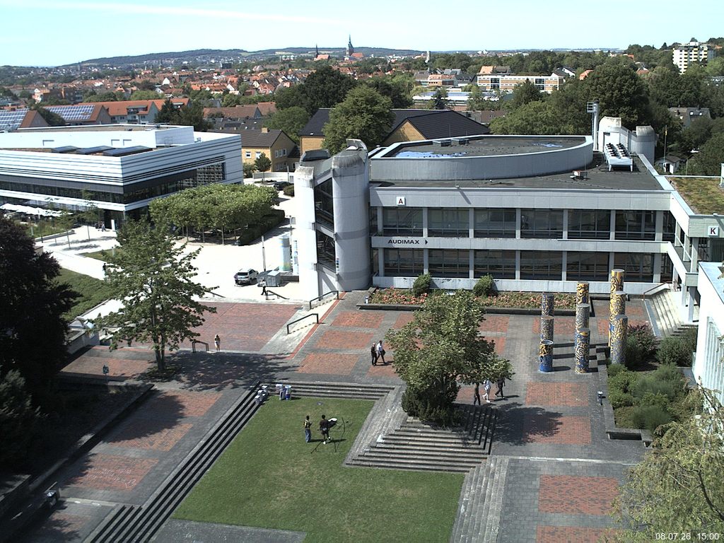 Foto der Webcam: Verwaltungsgeb&auml;ude, Innenhof mit Audimax, H&ouml;rsaal-Geb&auml;ude 1