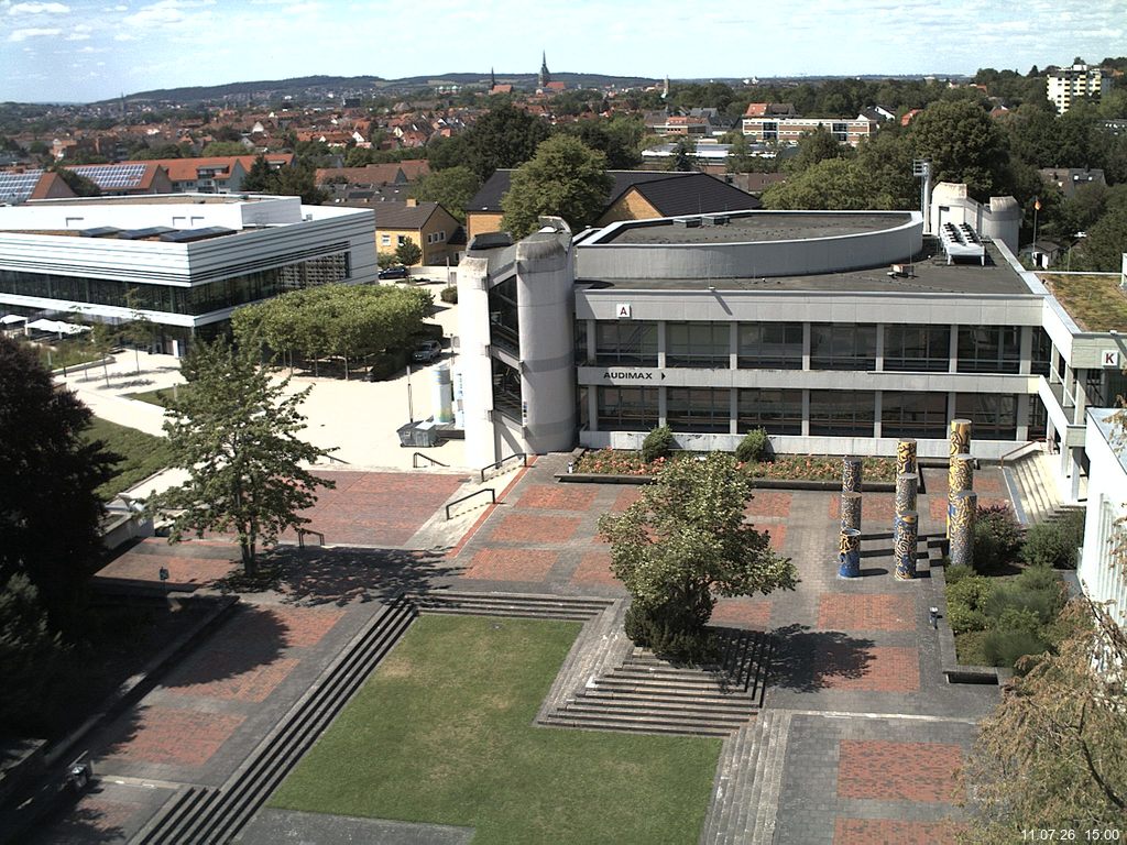 Foto der Webcam: Verwaltungsgeb&auml;ude, Innenhof mit Audimax, H&ouml;rsaal-Geb&auml;ude 1