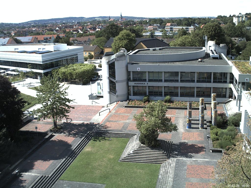 Foto der Webcam: Verwaltungsgeb&auml;ude, Innenhof mit Audimax, H&ouml;rsaal-Geb&auml;ude 1