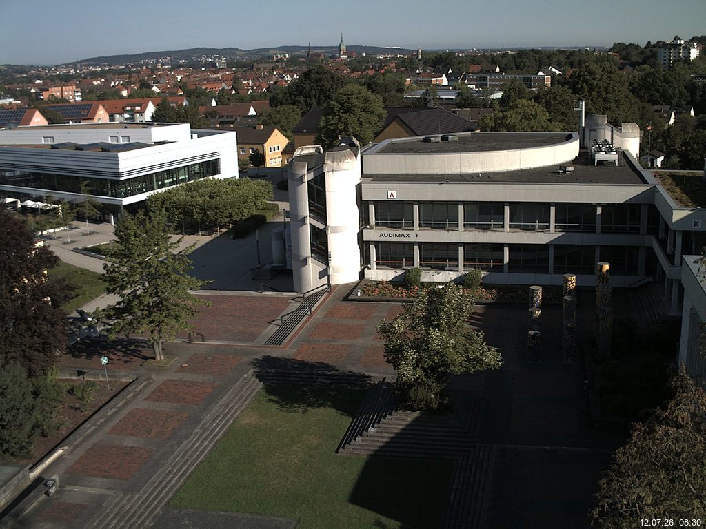 Foto der Webcam: Verwaltungsgeb&auml;ude, Innenhof mit Audimax, H&ouml;rsaal-Geb&auml;ude 1