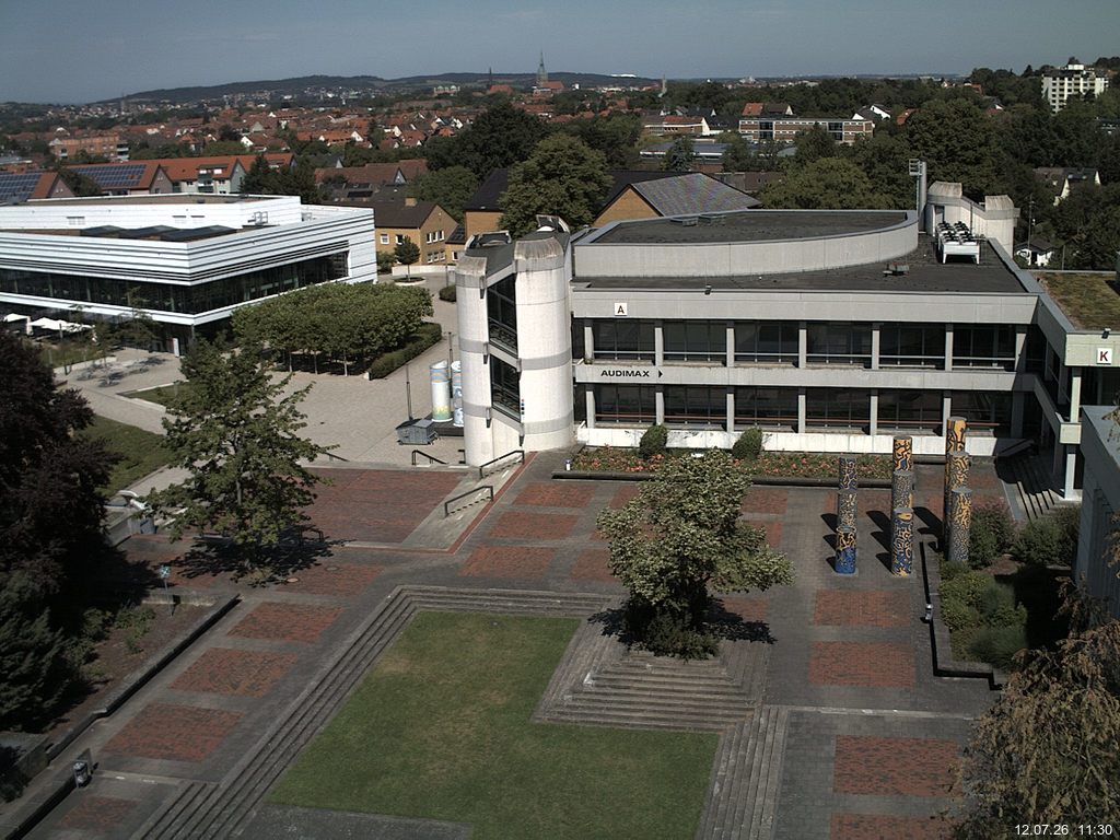 Foto der Webcam: Verwaltungsgeb&auml;ude, Innenhof mit Audimax, H&ouml;rsaal-Geb&auml;ude 1