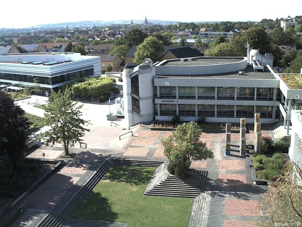 Foto der Webcam: Verwaltungsgeb&auml;ude, Innenhof mit Audimax, H&ouml;rsaal-Geb&auml;ude 1