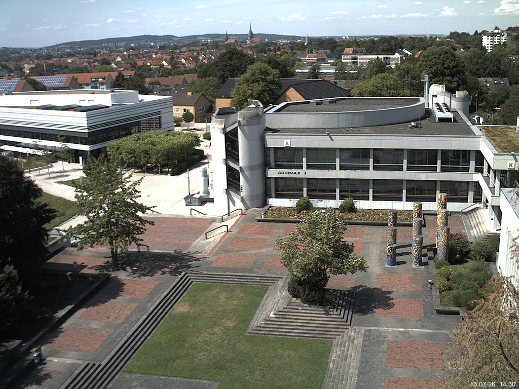 Foto der Webcam: Verwaltungsgeb&auml;ude, Innenhof mit Audimax, H&ouml;rsaal-Geb&auml;ude 1