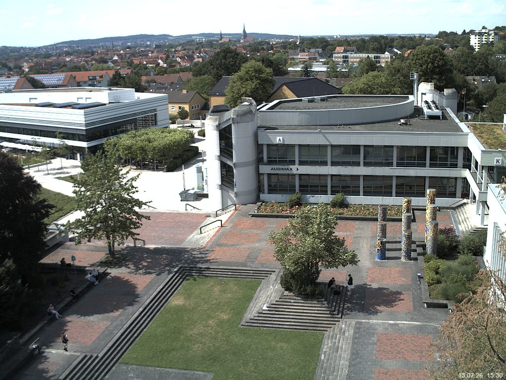 Foto der Webcam: Verwaltungsgeb&auml;ude, Innenhof mit Audimax, H&ouml;rsaal-Geb&auml;ude 1
