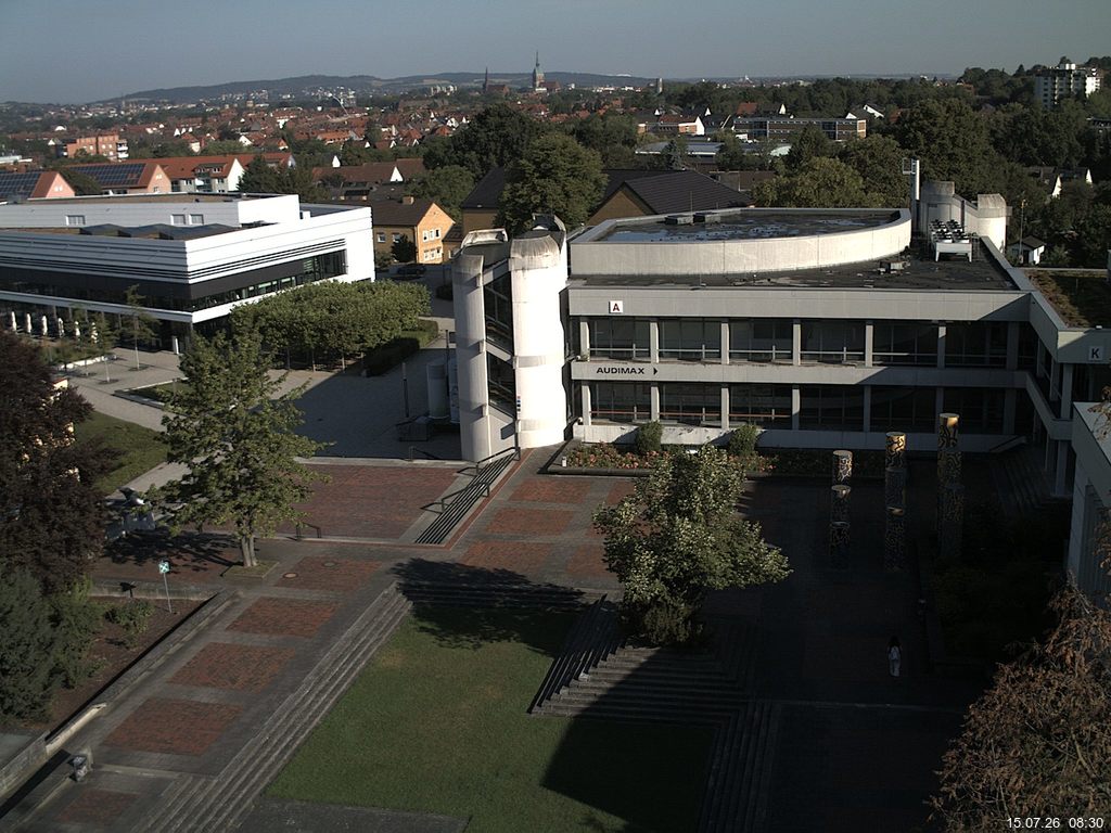 Foto der Webcam: Verwaltungsgeb&auml;ude, Innenhof mit Audimax, H&ouml;rsaal-Geb&auml;ude 1