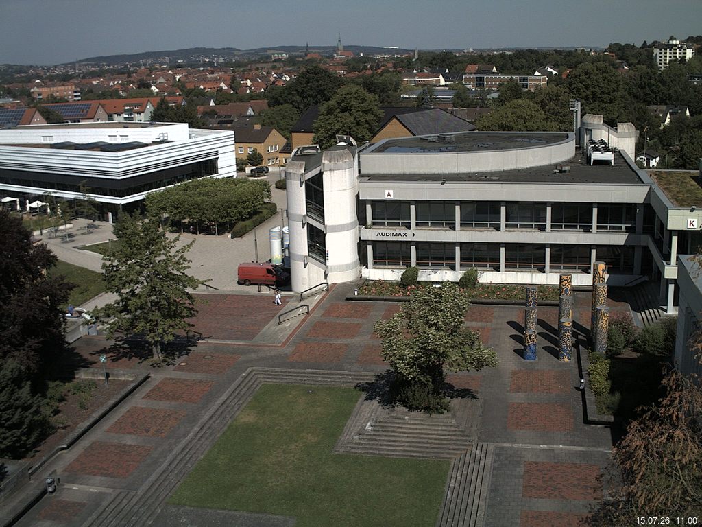 Foto der Webcam: Verwaltungsgeb&auml;ude, Innenhof mit Audimax, H&ouml;rsaal-Geb&auml;ude 1