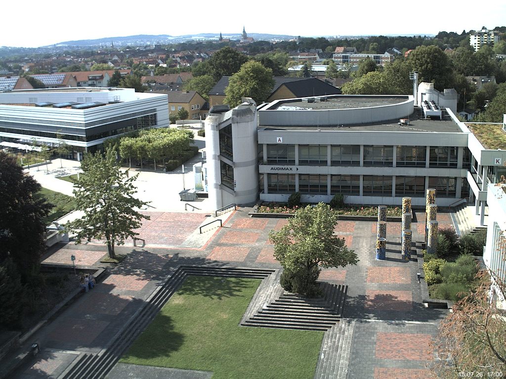 Foto der Webcam: Verwaltungsgeb&auml;ude, Innenhof mit Audimax, H&ouml;rsaal-Geb&auml;ude 1
