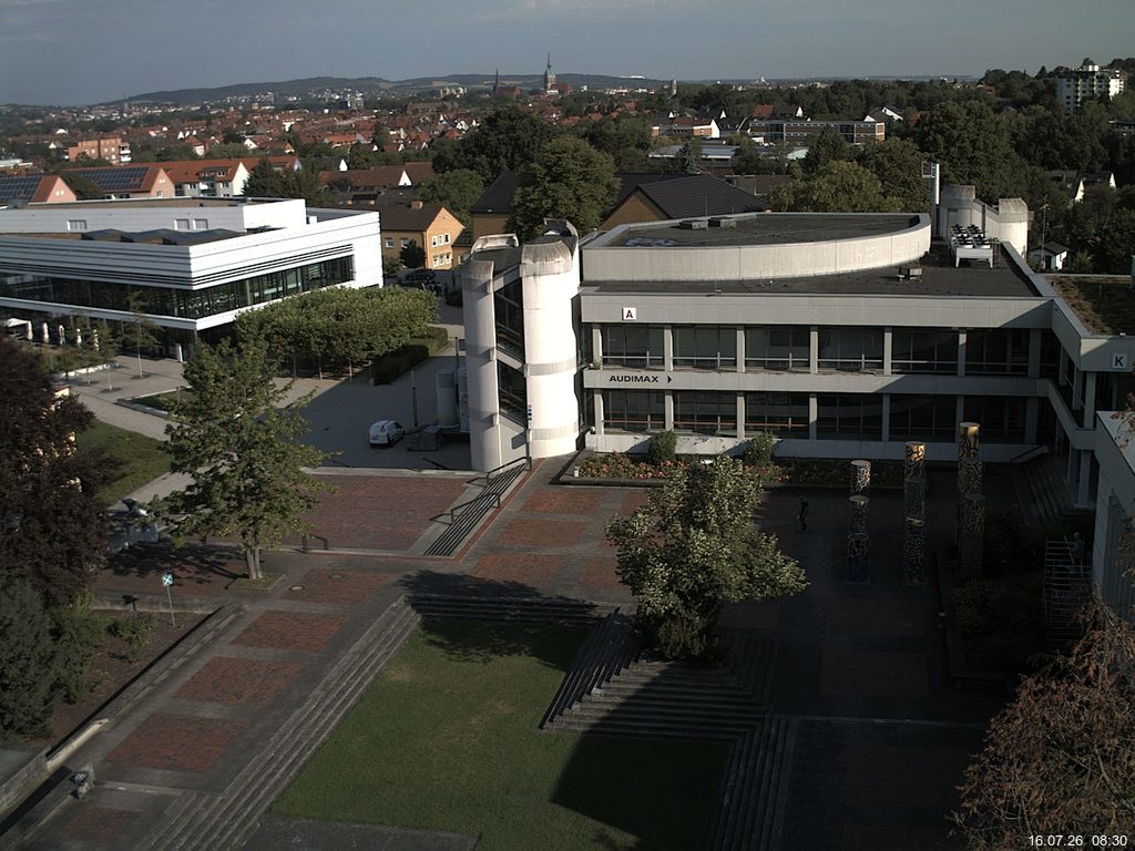 Foto der Webcam: Verwaltungsgeb&auml;ude, Innenhof mit Audimax, H&ouml;rsaal-Geb&auml;ude 1