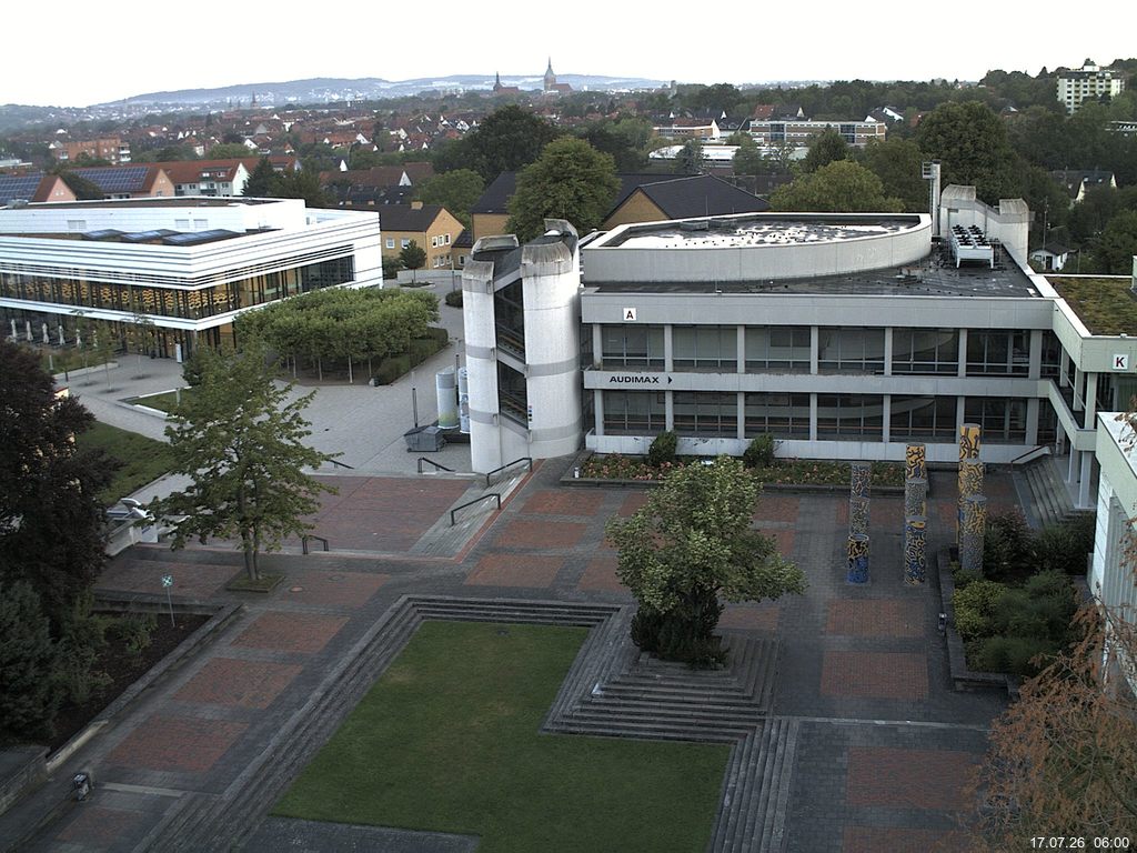 Foto der Webcam: Verwaltungsgeb&auml;ude, Innenhof mit Audimax, H&ouml;rsaal-Geb&auml;ude 1