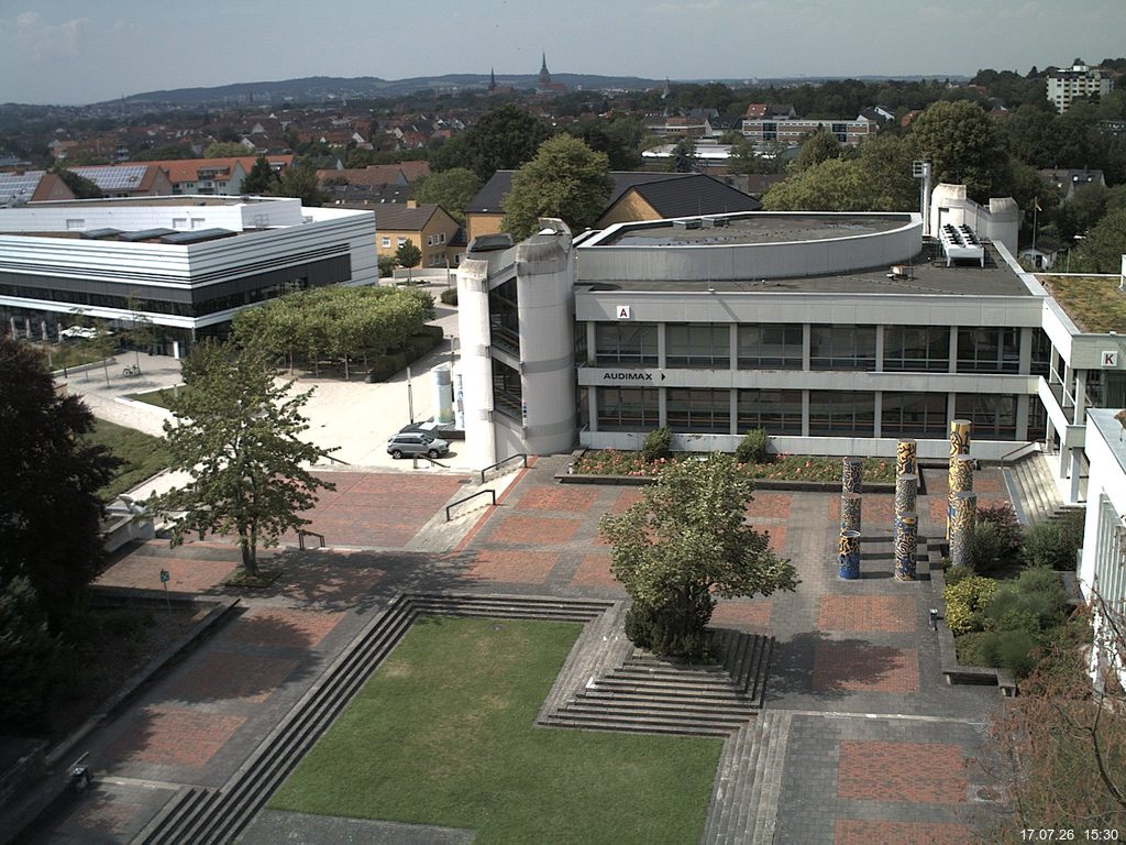 Foto der Webcam: Verwaltungsgeb&auml;ude, Innenhof mit Audimax, H&ouml;rsaal-Geb&auml;ude 1