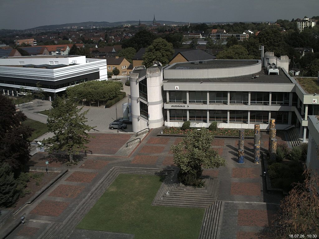 Foto der Webcam: Verwaltungsgeb&auml;ude, Innenhof mit Audimax, H&ouml;rsaal-Geb&auml;ude 1